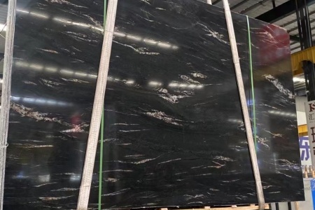 古奇黑（宇宙黑）