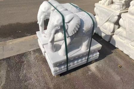 汉白玉的大型雕塑