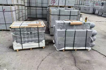 罗田芝麻灰花瓶