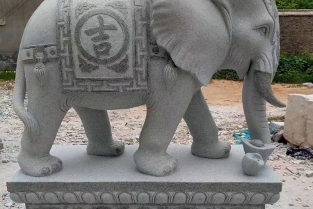 青石大象花岗岩石雕大象规格齐全☎️:13963761592