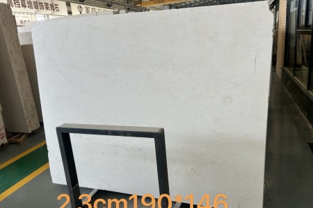 沉香米黄 、维纳多,维纳灰，百里香，罗马木纹