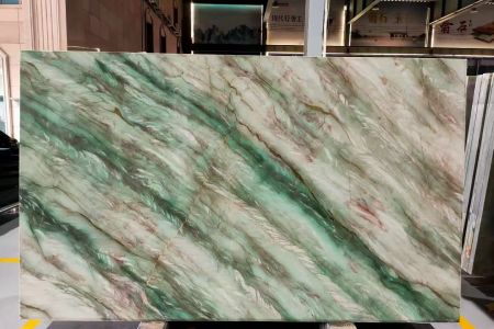 加雅绿（奢石）