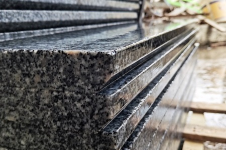 廉江芝麻灰自动倒角磨边