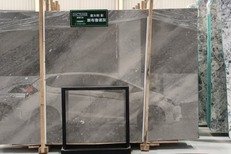新布鲁诺灰