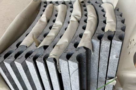 安哥拉黑皮革面