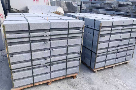 罗田芝麻灰台阶石