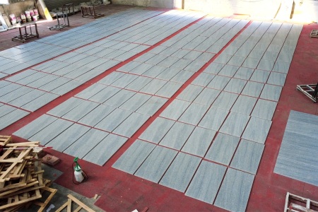 新西兰灰(浅色斜飘纹)排版