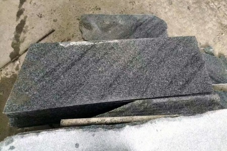 新西兰灰/山水石(深色斜飘纹)毛板