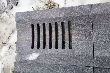 芝麻黑水沟盖板