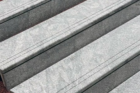 新西兰灰/山水石(深色乱纹)楼梯踏步