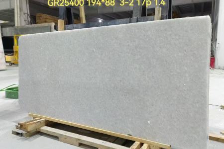 水晶白(冰花白)