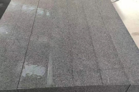 湖北633花岗岩条石芝麻灰马路牙子道路侧石