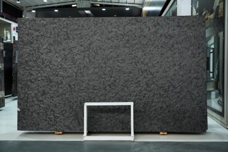 范思哲黑皮革面