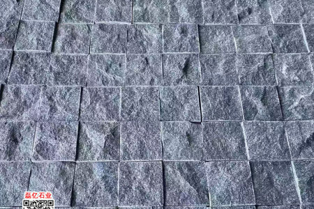 湖北芝麻灰633自然面小方块马蹄石