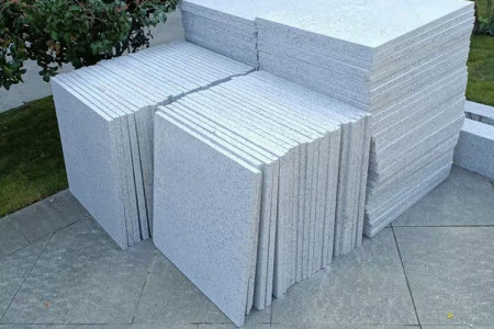 湖北G633芝麻白干挂板白色麻石批发