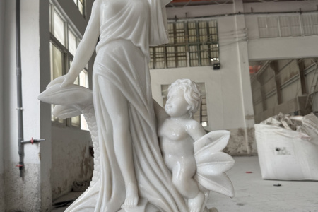 美人鱼人物雕像