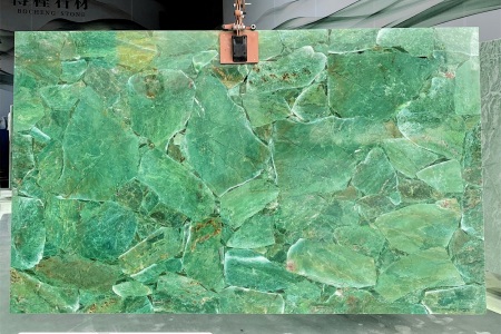 孔雀绿/亚马逊绿