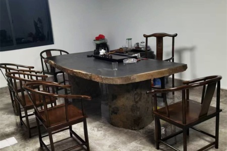 中国黑石桌