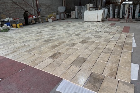 洞石 滚磨皮革面