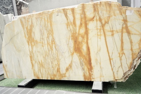 意大利锡安娜金