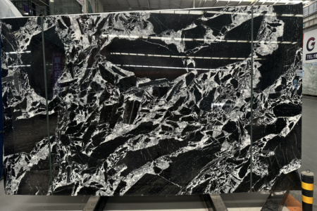 宝格丽黑 宝格丽水晶