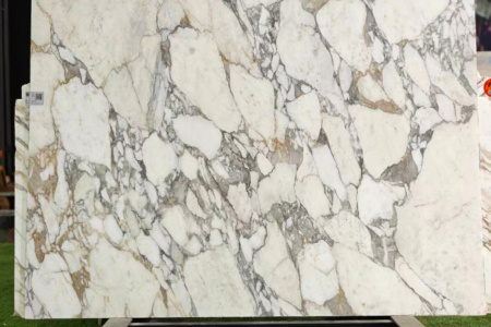 卡拉卡塔金（鱼肚金）