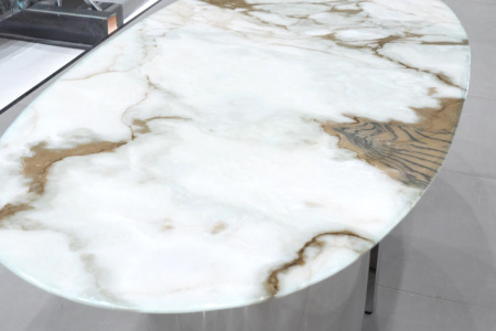 卡拉卡塔(达芬奇)桌子