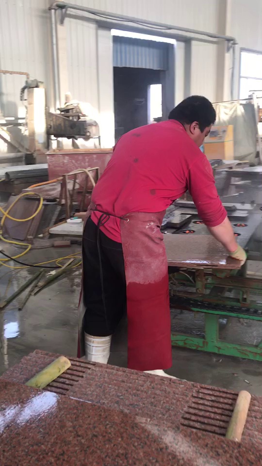 槎山石材灰棕麻/石岛红/中磊红/山东白麻/荣成灰矿山/槎山红/皇室珍珠/皇室玫瑰