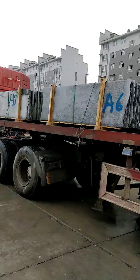 出货中，小铁灰专有户，欢迎砸单!