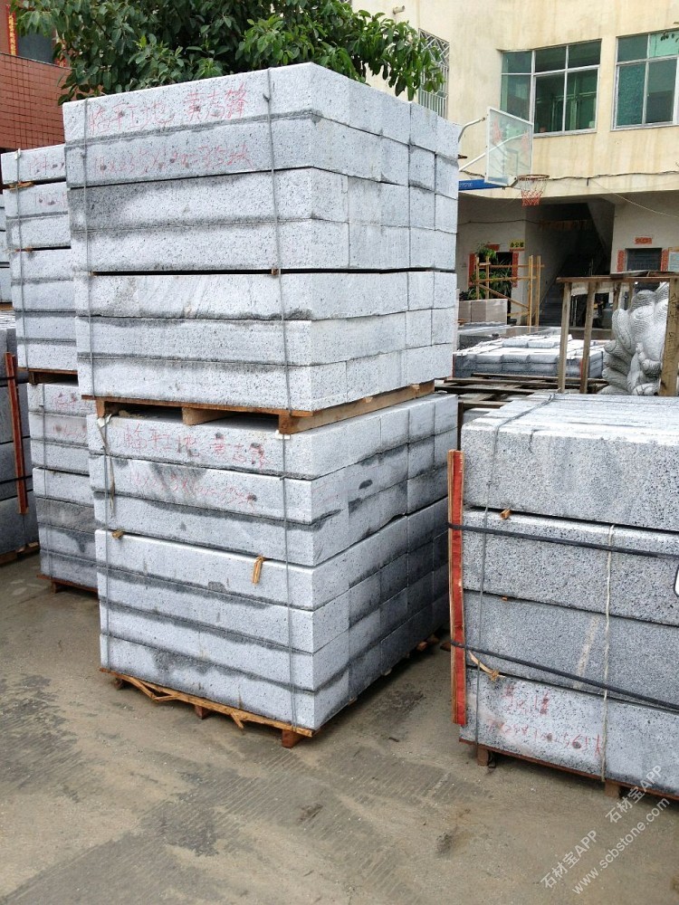 福建漳浦芝麻白g603#路沿石:_石材供应_石材商圈-石材宝