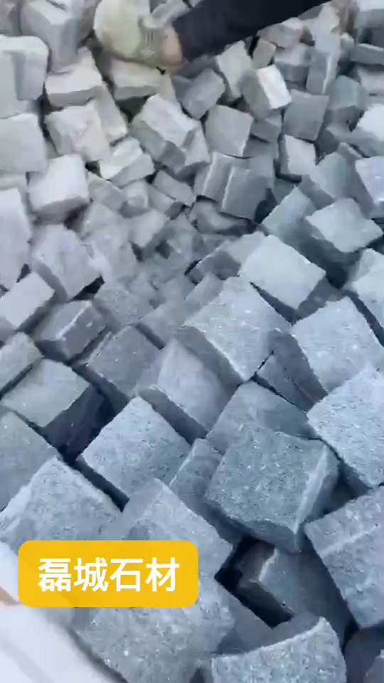 有想法的大胆来谈，有谈就有合作的机会，不谈你就错过了，[偷笑]