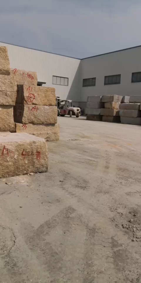 花岗岩，芝麻白，芝麻灰，新卡麦，青石 联系电话：18979224303刘