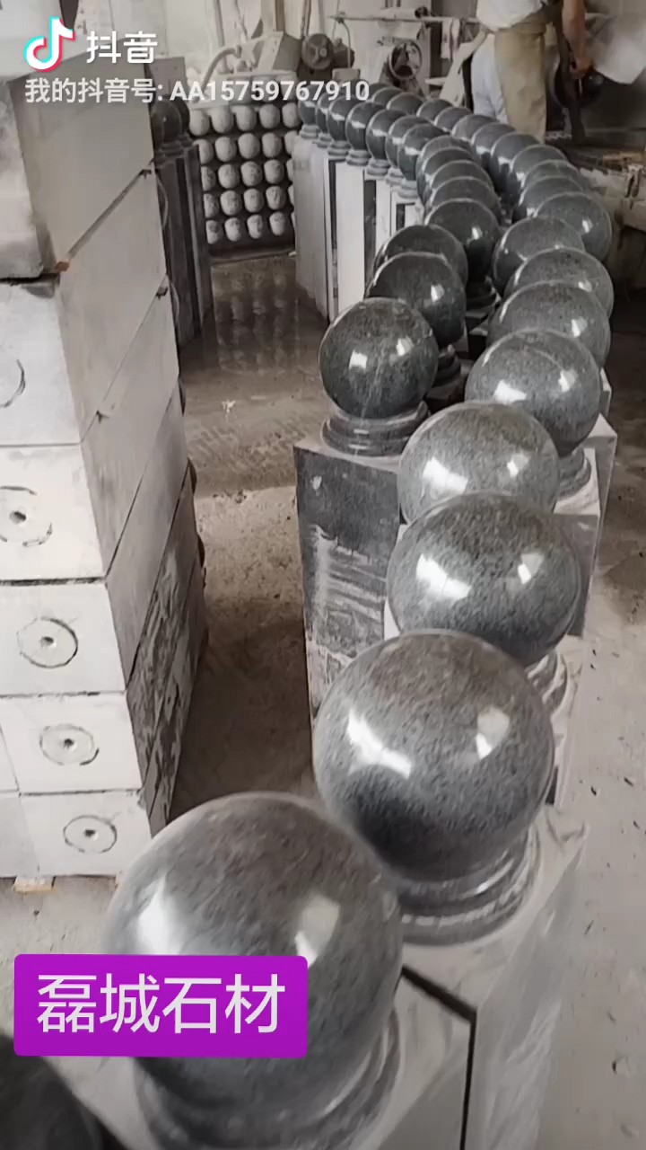 天然石材，矿山地直销厂家直供，价格一手价[握手][握手][握手]欢迎新老顾客咨询