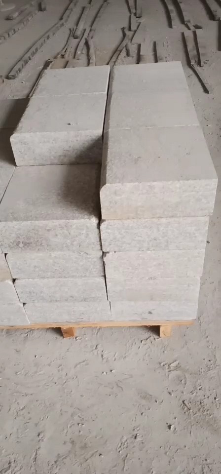 300300120厚路沿石等下发货，下单速来电15759767910