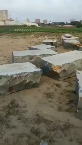 优质柬埔寨黑已到堆场，价廉物美！有需要的客户欢迎下单！