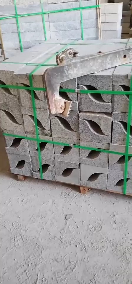 芝麻黑烧面S型道牙花池，已做好，下午发货，谢谢支持[玫瑰][玫瑰]