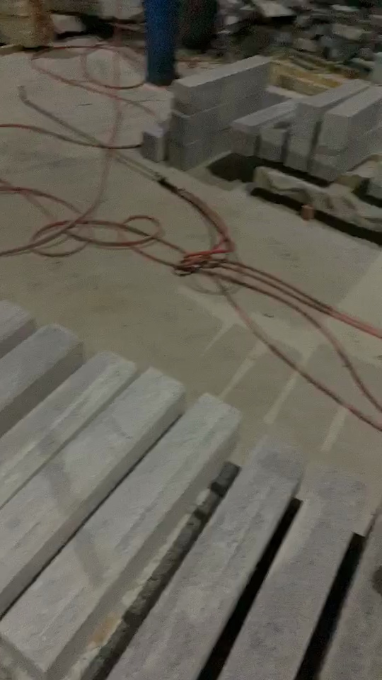 芝麻灰路沿石，质美价优，有想法的联系，价格你想不到的