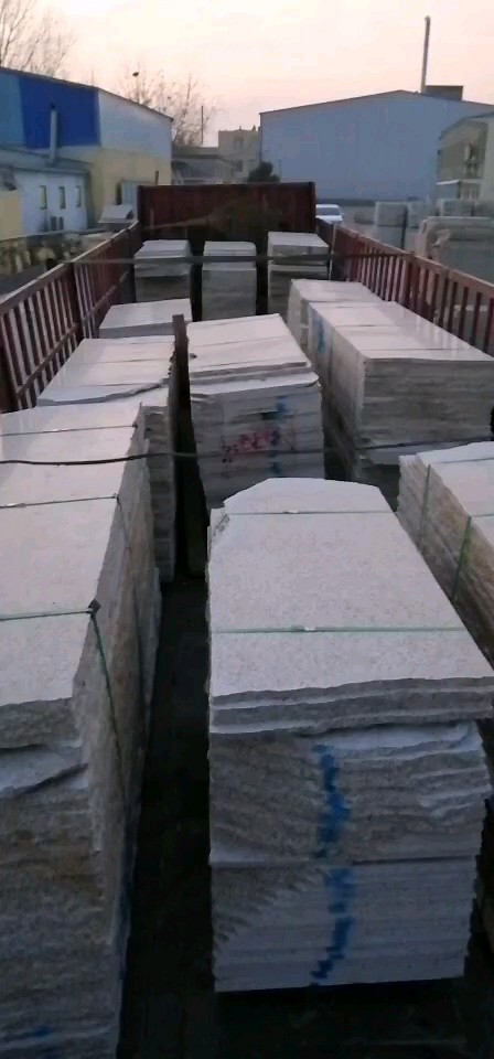 ，蘑菇石，火烧石等多种规格。电话