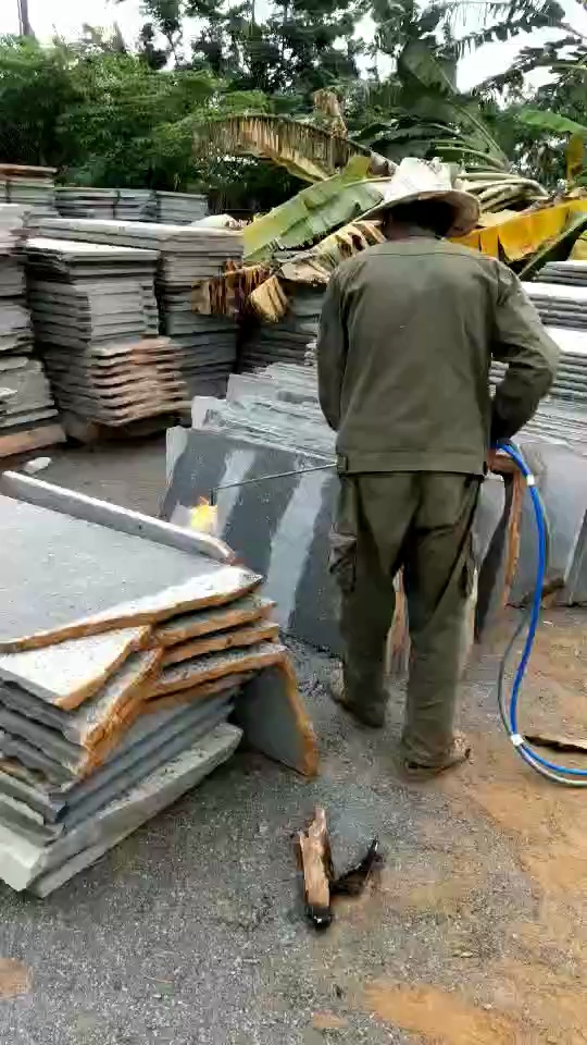 湛江黑、新中国黑、蒙古黑，黑洞石，石雕工艺品加工，销售