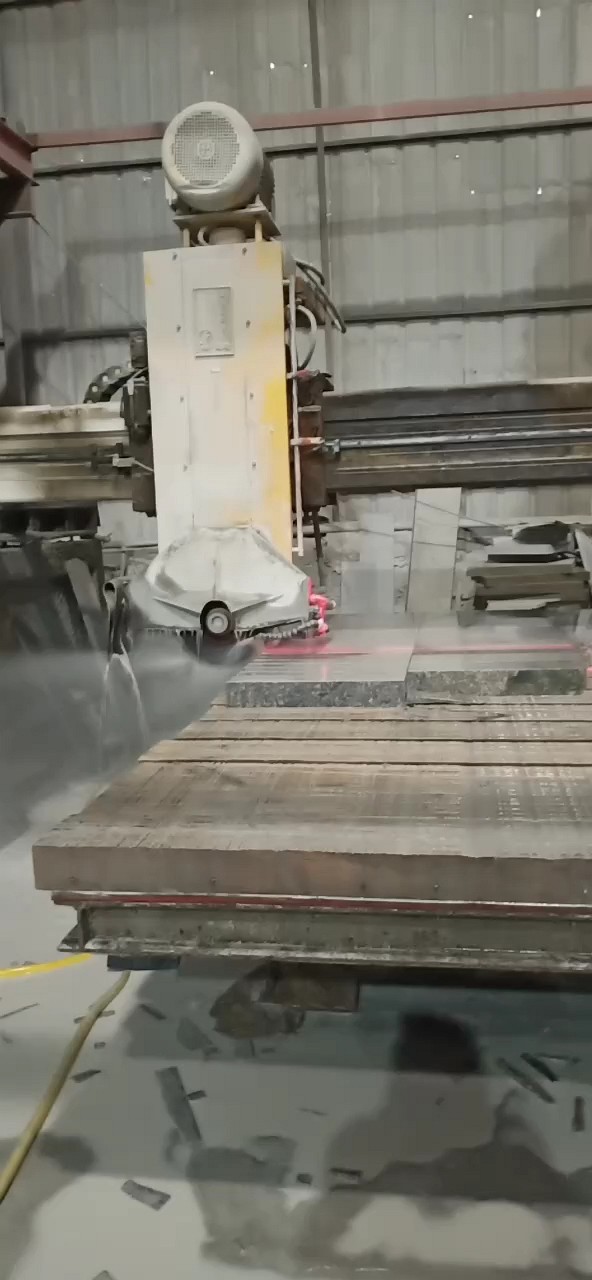 里多多，量大从优，财富热线