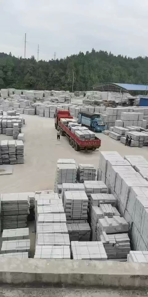 浪花白、海浪花、路沿石、盲道、工程板