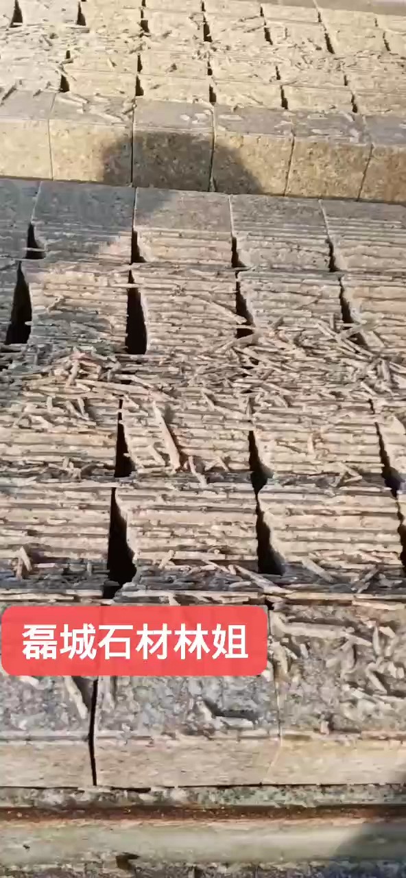 清晨的阳光Z美了，石井虹红栏杆柱，