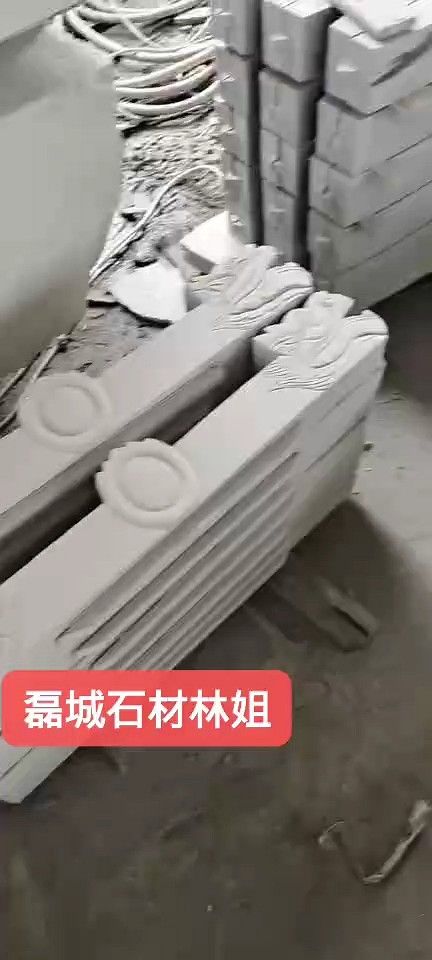 看看咱家芝麻黑墓碑，几百套几百套的做，不是一套两套的做哦！下单找林姐