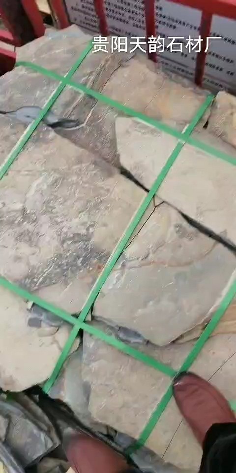 虎皮石（锈板）大块碎拼优质，厚度2－4公分，财富热线:15108500525刘江