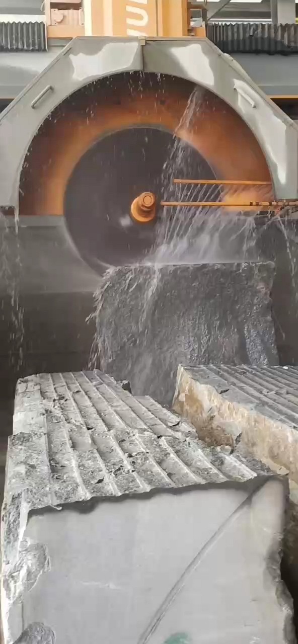 老厂大切已正常生产欢迎下单墓碑的来