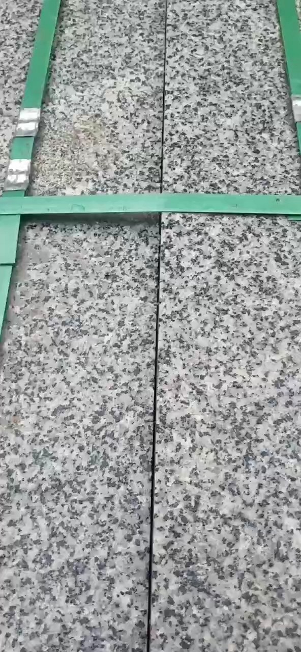 芝麻灰成品板马蹄石现货哦偷笑偷笑