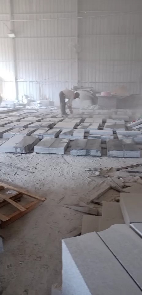 恒真石材专营花岗岩异型别墅石材路沿石河栏杆整石坐凳