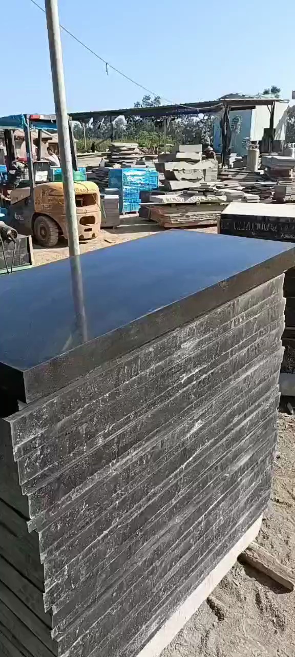 主营：湛江黑、新中国黑、蒙古黑，黑洞石，墓碑，石雕工艺品加工，销售