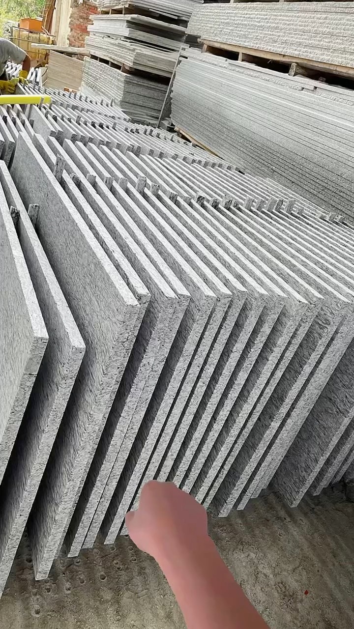 厂家直销主营直纹浪花白广东海浪花廉江芝麻白芝麻灰等各种板材欢迎新老