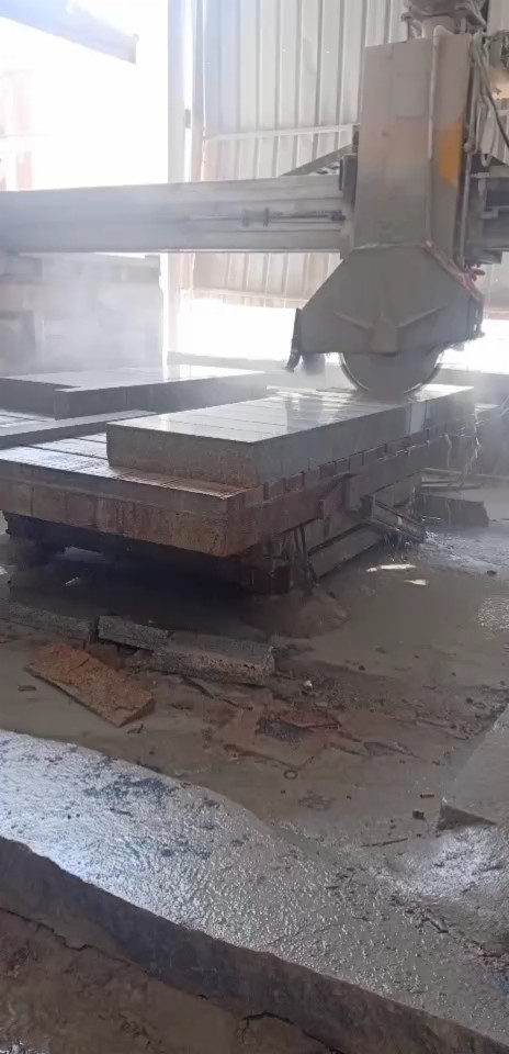 恒真石业主营路沿石异形线条圆柱别墅石材河道栏杆市政石材白麻